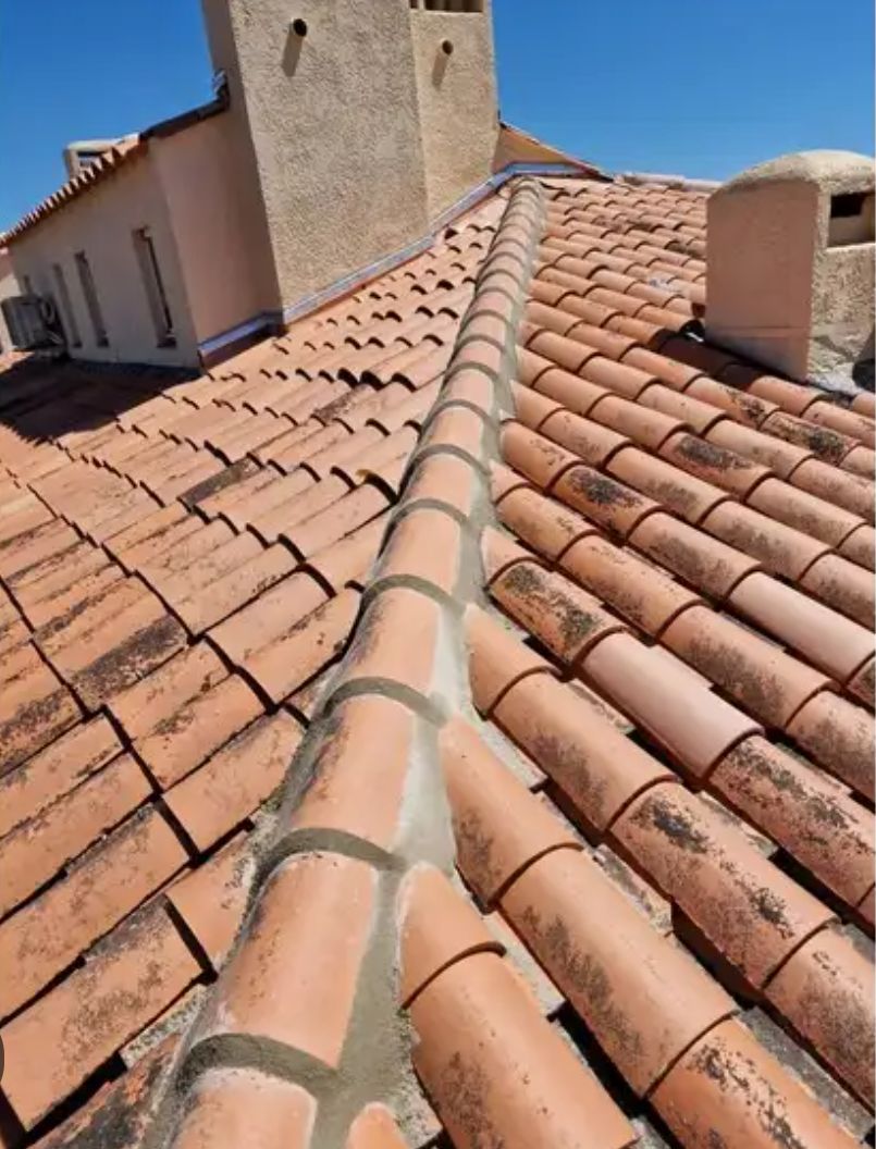 Maçonnerie faîtage rive couverture toiture